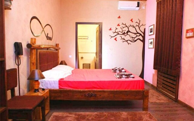 Sunrise Caravan Stay Hostel