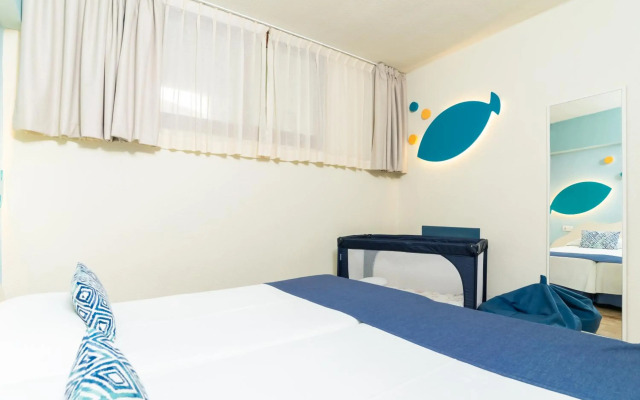 Отель HOVIMA La Pinta Beachfront Family