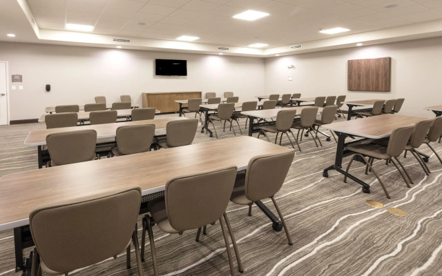 Staybridge Suites Charlotte – Tyvola by IHG