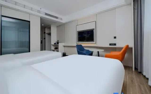 Zsmart Hotel (Foshan Nanhai District Financial High-tech Zone)