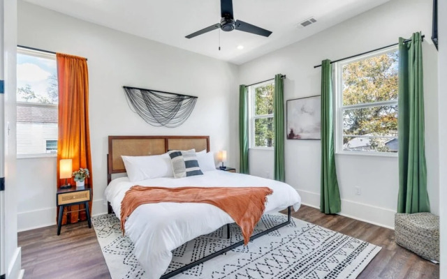 Modern Mid-city Maison