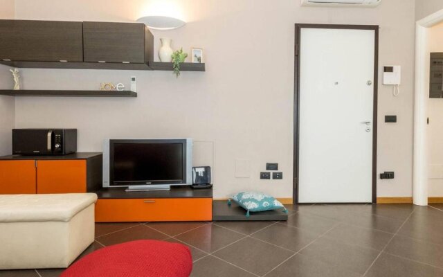 ALTIDO Apt for 4 with Terrace in a Quiet Residential Area