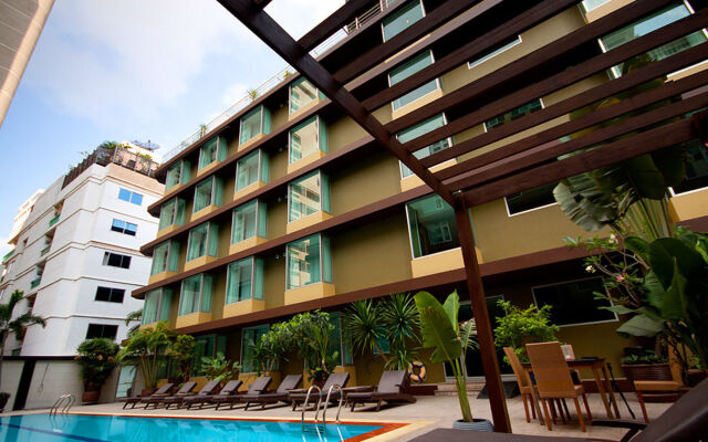 Dynasty Grande Hotel