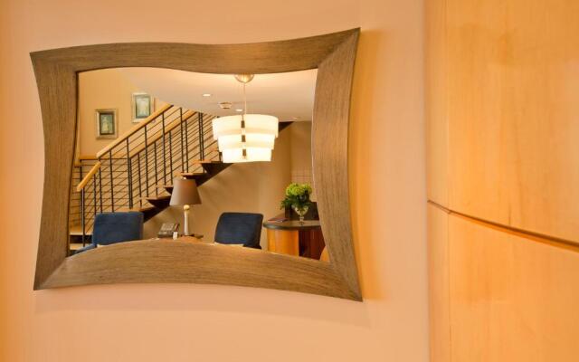 Phoenicia Residence