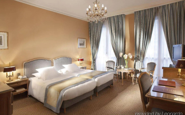 Splendid Etoile Hotel