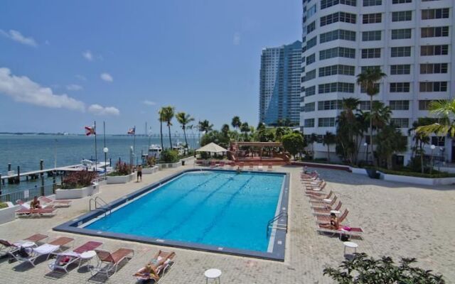 Four Ambassadors Hotel