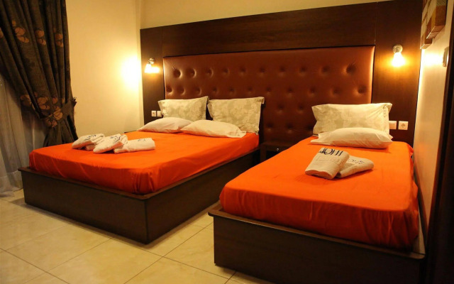 Toti Boutique Rooms