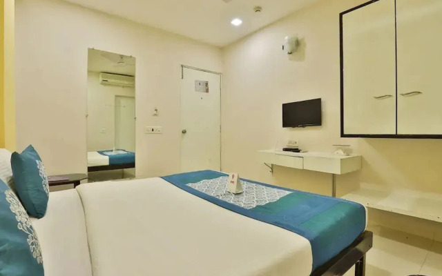 Hotel Isher International