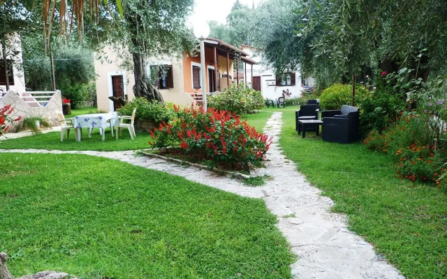 Anneta Studios