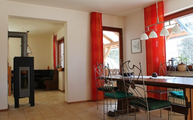 Apartment With 2 Bedrooms In Dahlem, With Furnished Garden And Wifi 5 Km From The Slopes