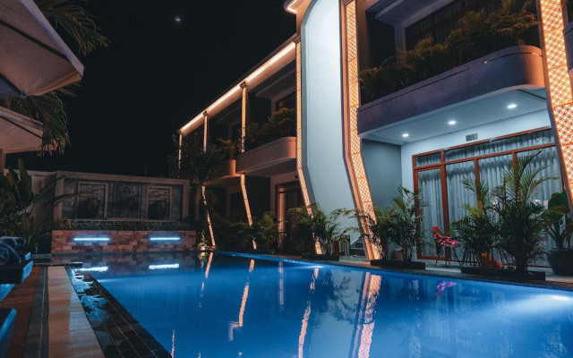 Cambana La Riviere Boutique