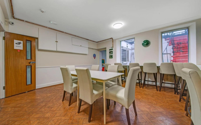 OYO London 24 Sussex