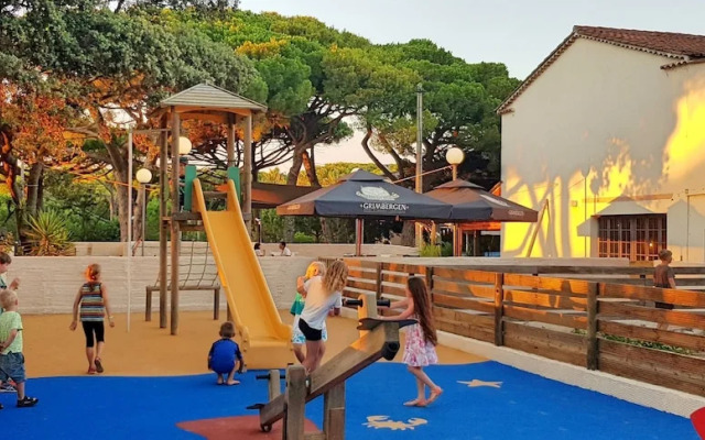 Camping Le Méditerranée