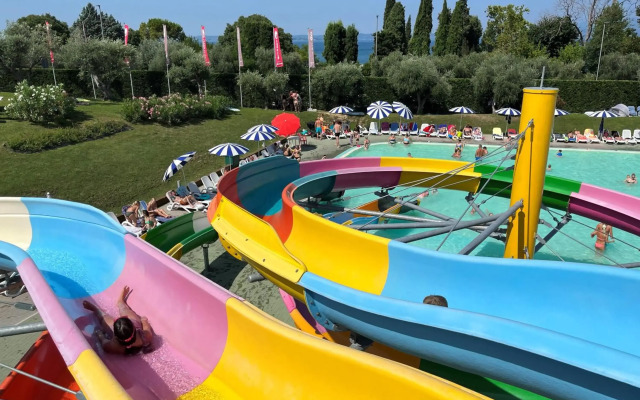 Sisan Family Resort