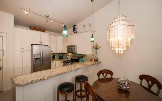 Chateau La Mer 704 by Destin Getaways