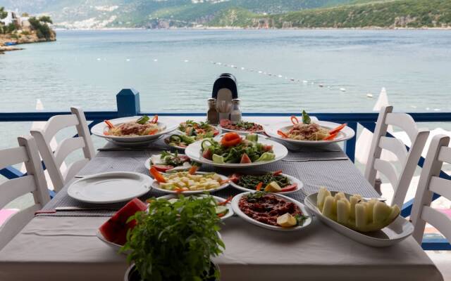 Delos Beach Hotel