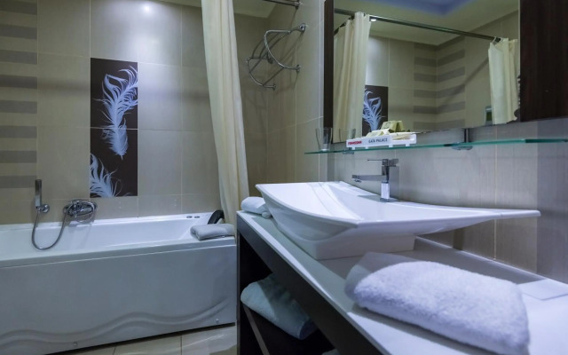 Gaia Palace Hotel