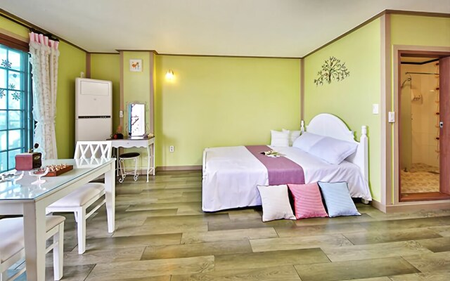 Tongyeong Paper Island Pension