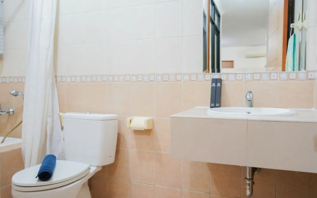 Elegant and Homey 2BR Hampton's Park Apartment