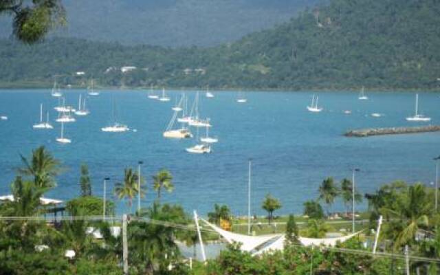 Waterview Airlie Beach