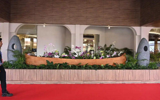 0484 Aero Lounge - Terminal 2, Cochin Airport Hotel