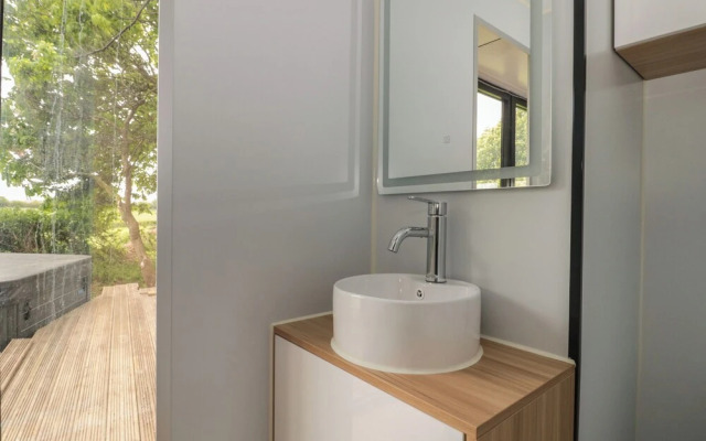 Buckland House Pod