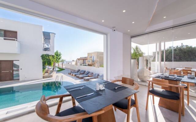 Mika Villas & Suites