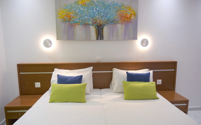 Loutsiana Hotel Apts