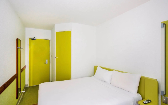 Ibis Budget St Peters