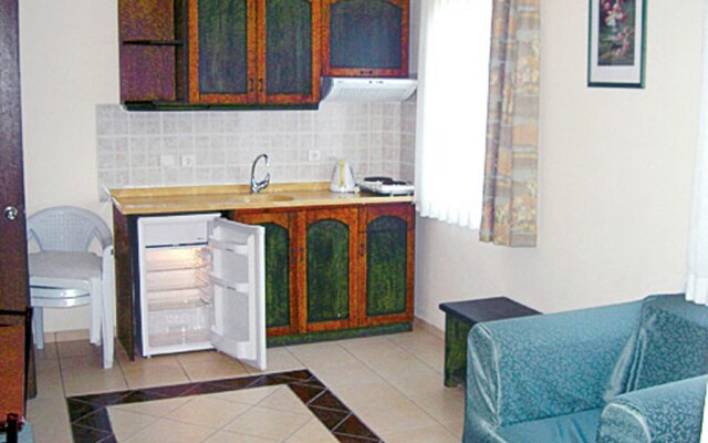 Isla Apartments