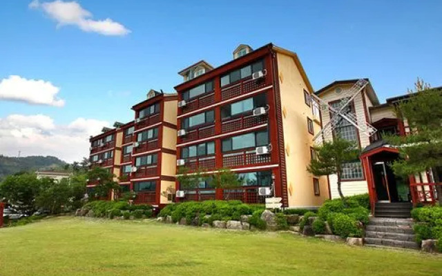 Pyeongchang White Windmill Pension