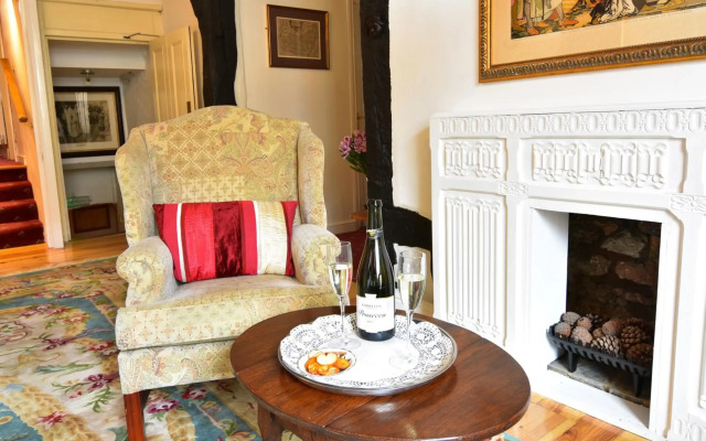 The Abbey Hotel and Apartments