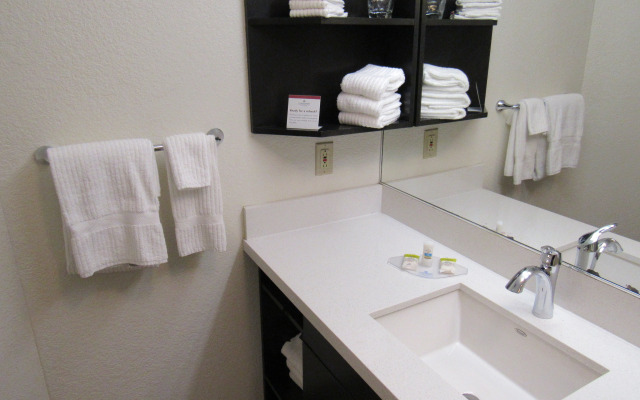 Sonesta Simply Suites Columbus Airport Gahanna