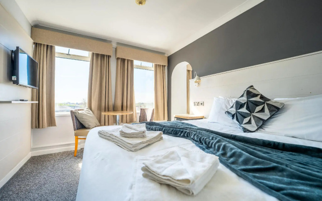 Strathmore Hotel