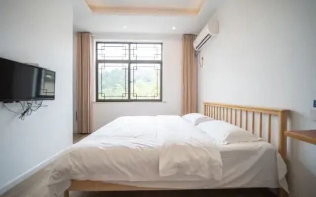 Ningguo Qinglongmen Inn
