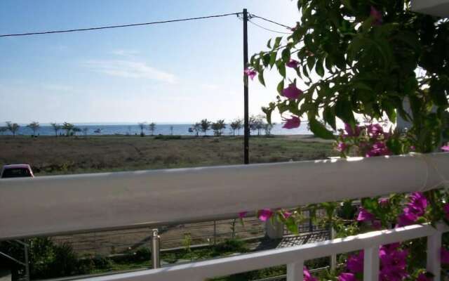 Paschalia Sea View Studios