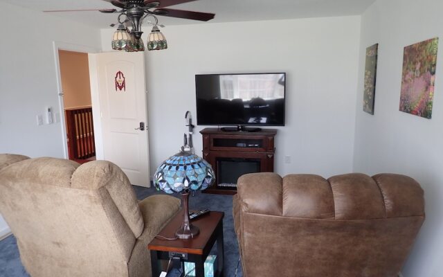 Pleasant Grove Farm LLC