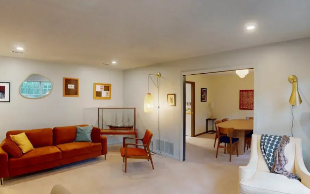 Live Oak Hideaway 4 Bedroom Home