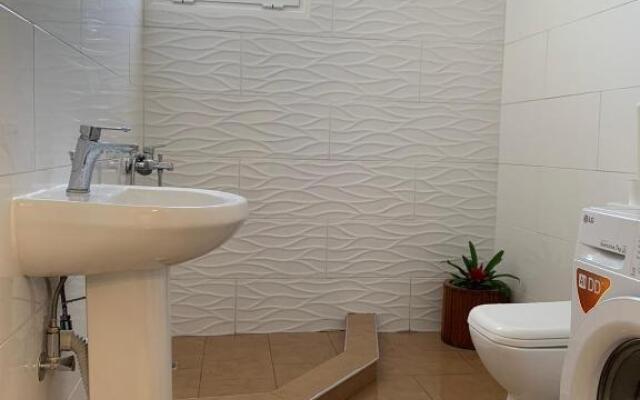 Agraria 1 Bedroom Basement Apartment