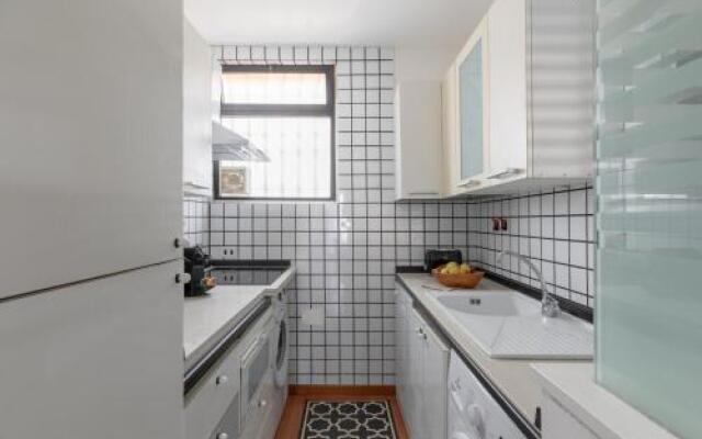 Iflat Light Apartment Near The Colosseum