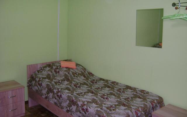 Hotel Galchonok at Ulitsa Alexeya Tolstogo