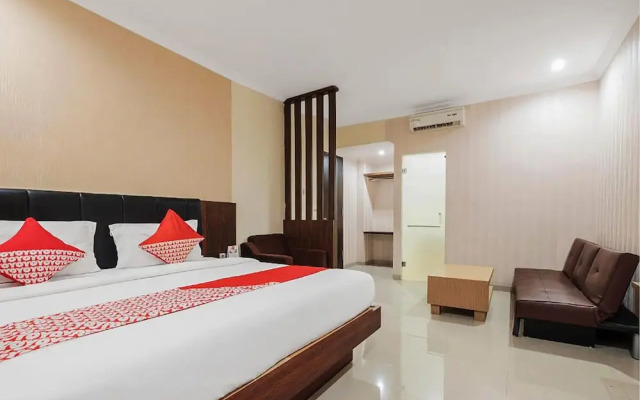 OYO 308 Grand Pacifik Hotel