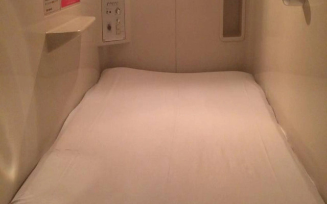 Men's only Capsule Hotel Asahi Plaza Shinsaibashi