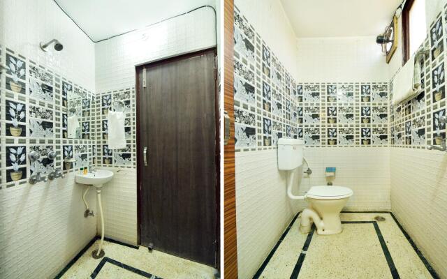 OYO 8424 Hotel Sunflower