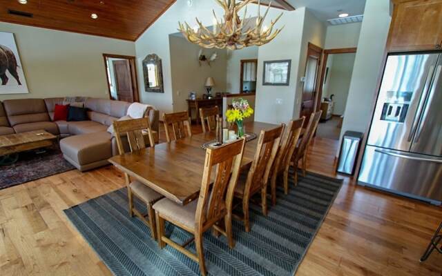 Gray Bear #479 - 5 Br Home