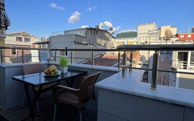 Taksim Larissa Hotel Suites