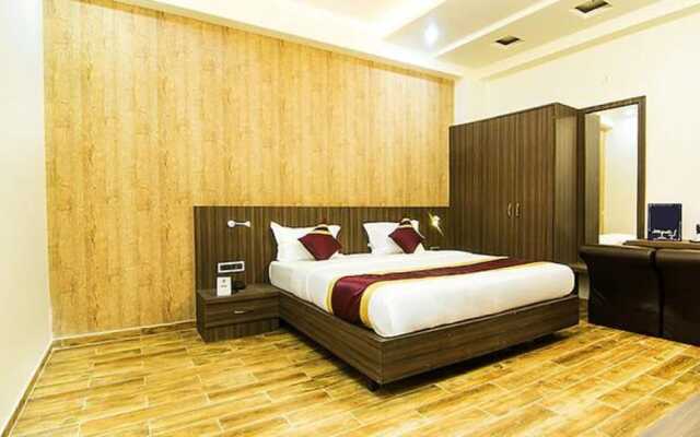 Fabhotel Sam Inn