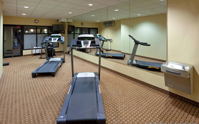 Holiday Inn Express North East by IHG