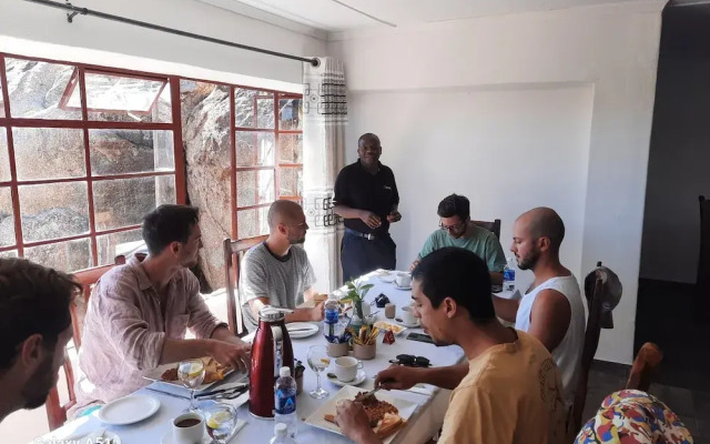 Matopo Ingwe Lodge