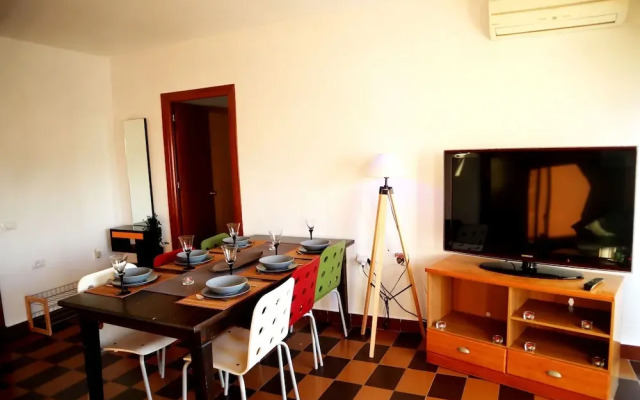 3 Bed room flat with Sea & Mountain View